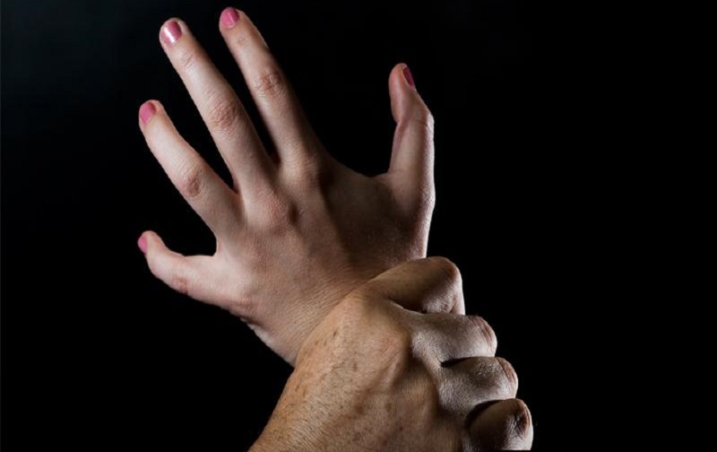 زنای به عنف و مجازات آن زنای به عنف و مجازات آن